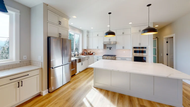 Lexar Homes Ponderosa home plan modern kitchen photo